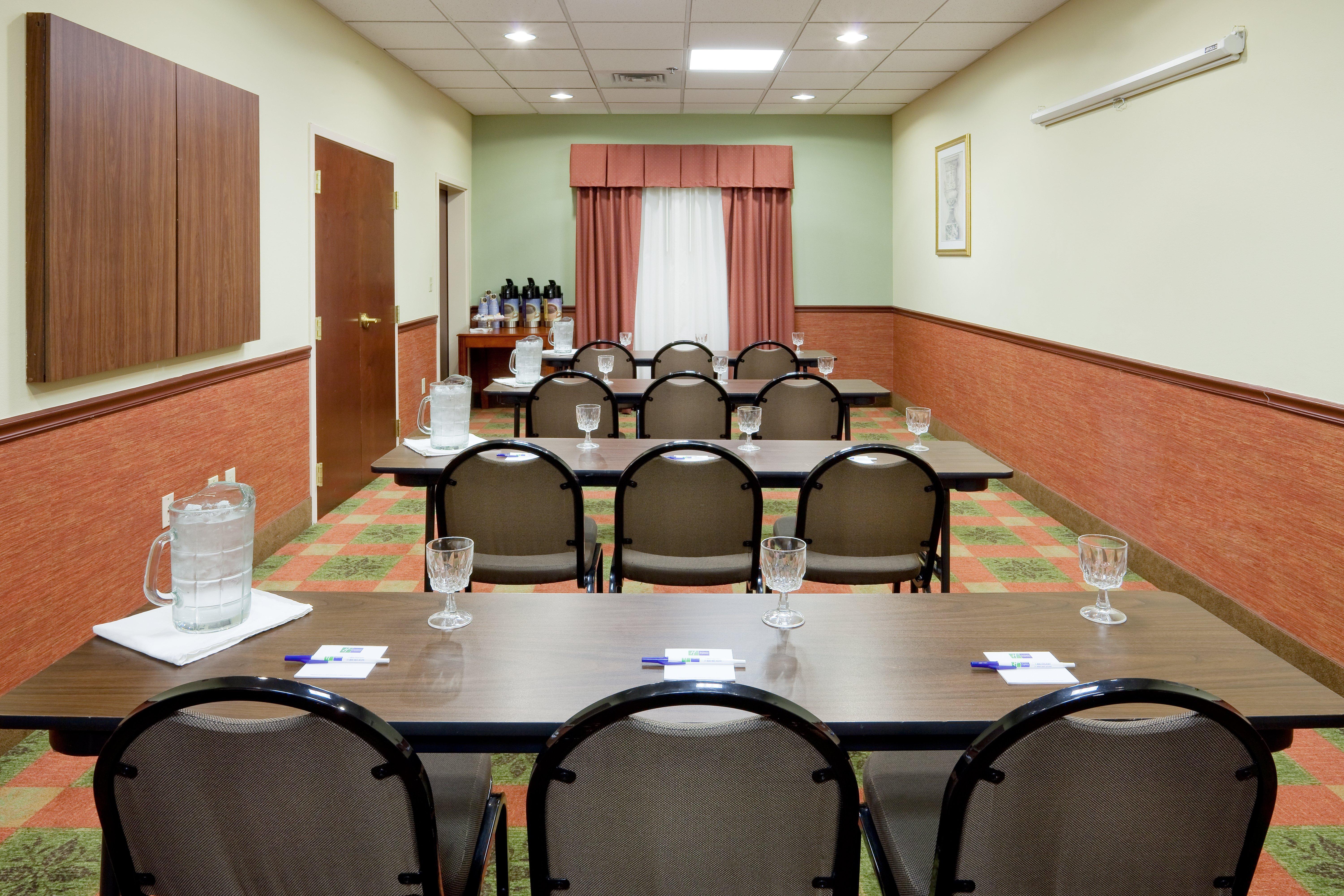 Holiday Inn Express And Suites Quakertown - Allentown Area By Ihg Zewnętrze zdjęcie