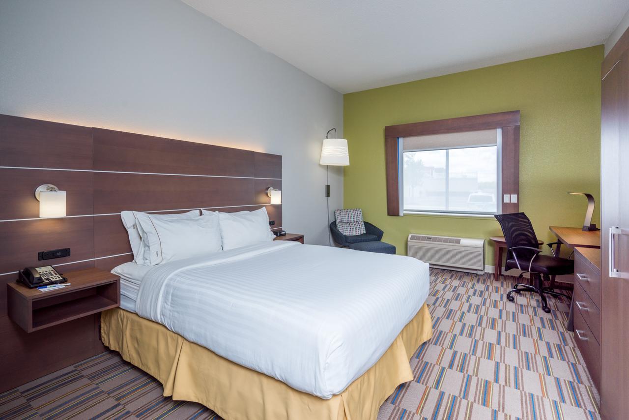 Holiday Inn Express And Suites Quakertown - Allentown Area By Ihg Zewnętrze zdjęcie