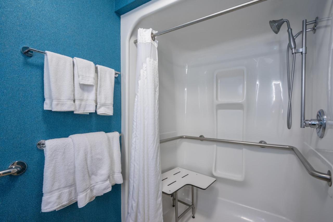 Holiday Inn Express And Suites Quakertown - Allentown Area By Ihg Zewnętrze zdjęcie